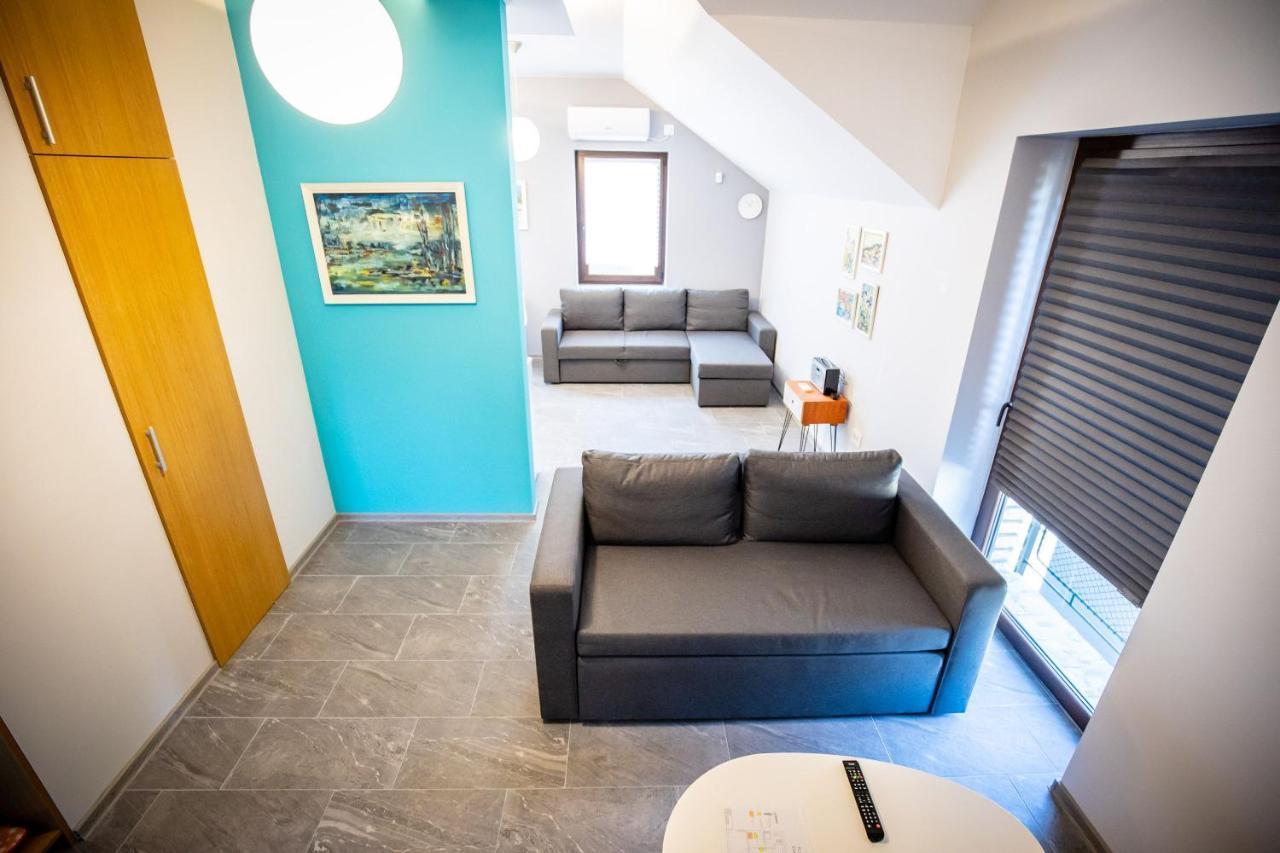 Gray Brick Appartement Subotica Buitenkant foto