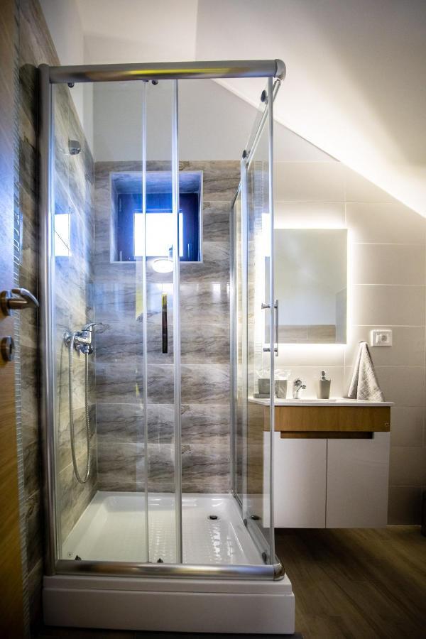 Gray Brick Appartement Subotica Buitenkant foto