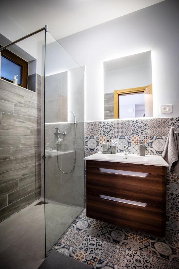 Gray Brick Appartement Subotica Buitenkant foto