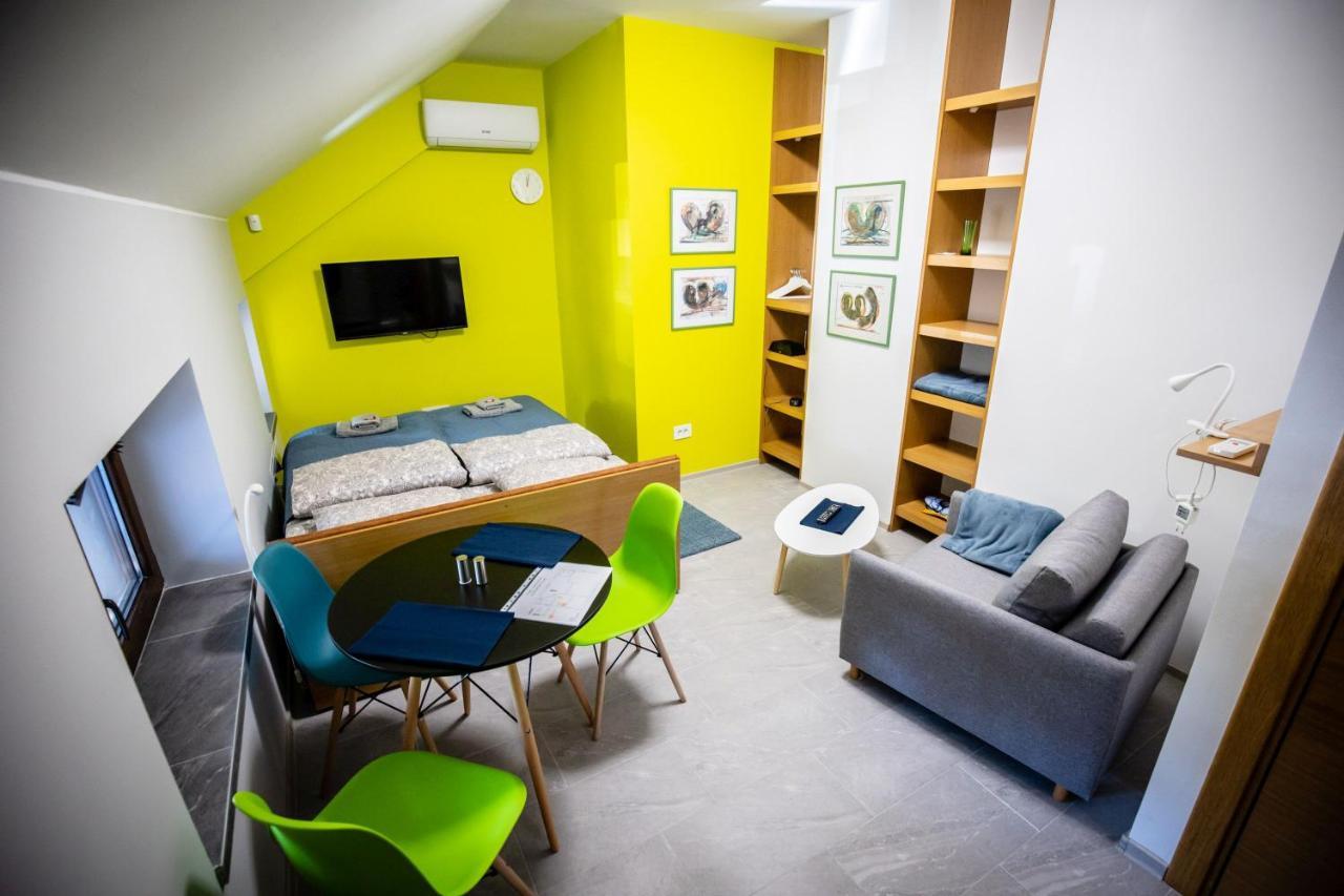 Gray Brick Appartement Subotica Buitenkant foto