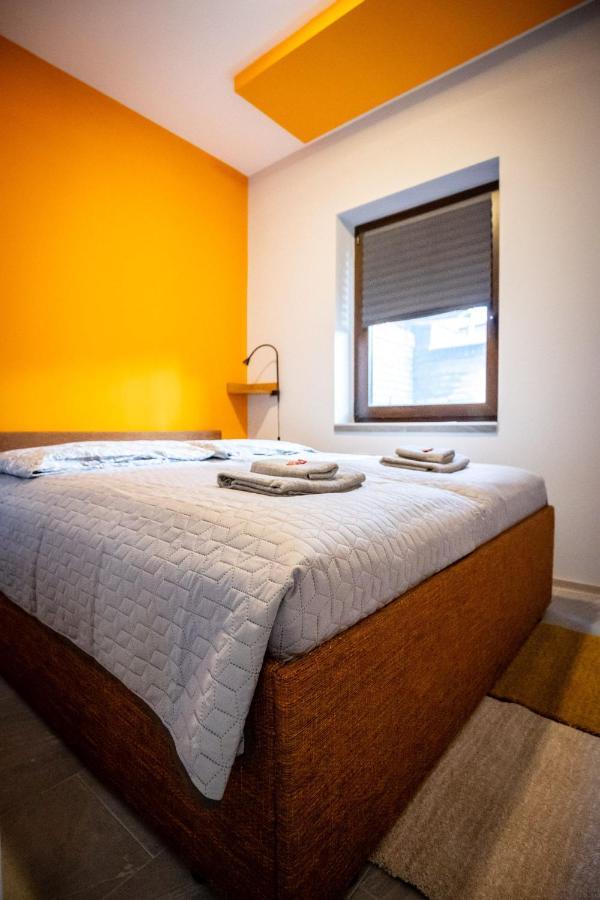 Gray Brick Appartement Subotica Buitenkant foto