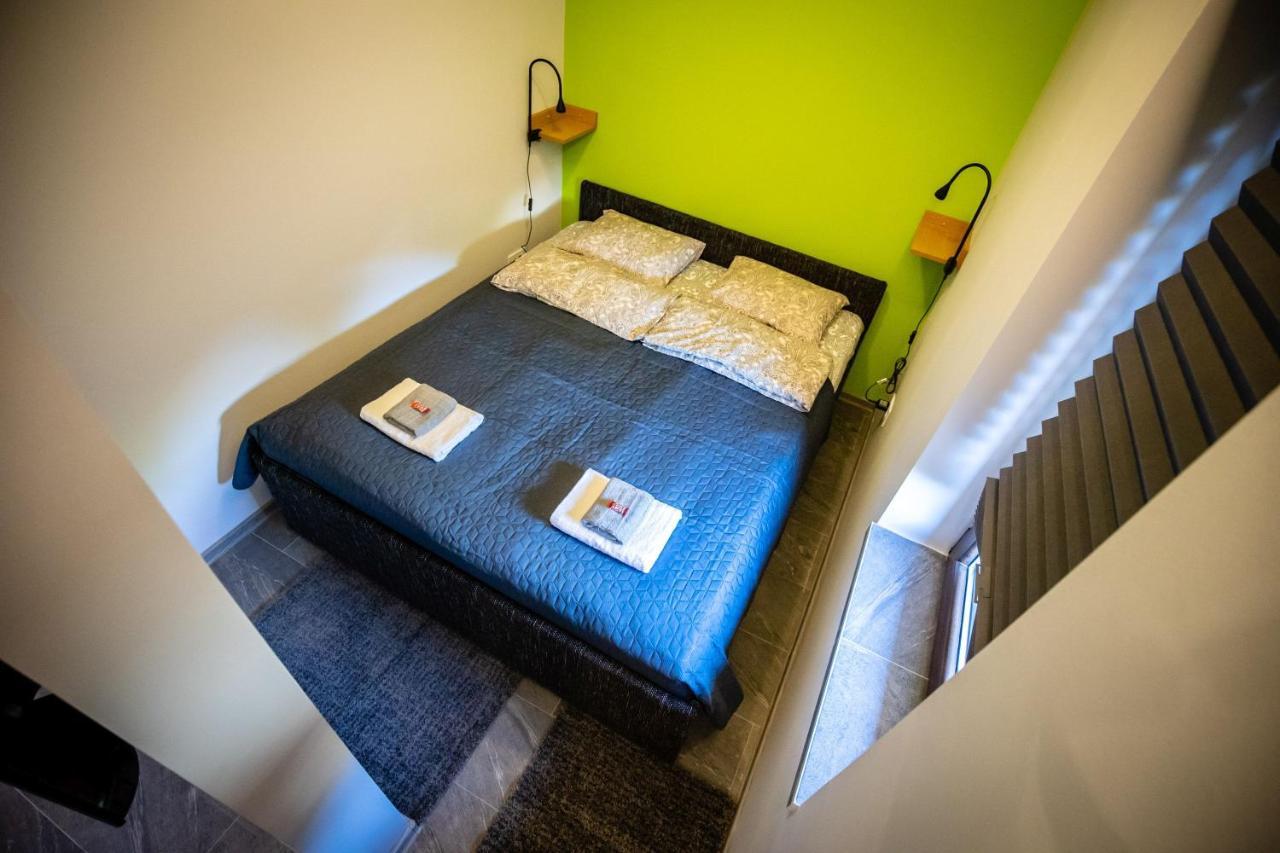 Gray Brick Appartement Subotica Buitenkant foto